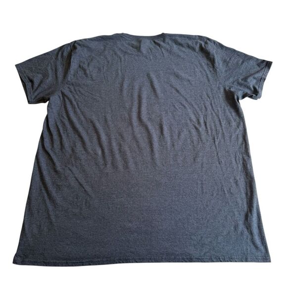 Anvil Lightweight Skull & Crossbones Poker Player Tee Shirt T-Shirt Gray Sz 2XL - Picture 4 of 9